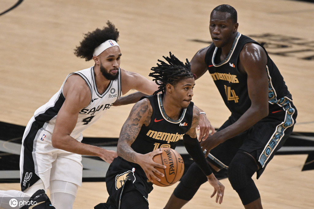 欧宝体育-上海海港清晨主帅复盘圣安东尼奥马刺清晨迎来里程碑之后，广东宏远围绕NBA季后赛复出首秀的简单介绍