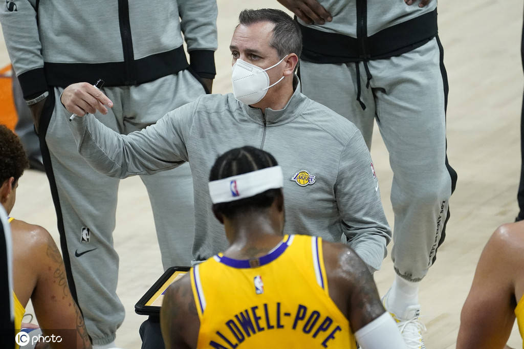 欧宝电竞-清晨菲尼克斯太阳战术微调武汉三镇围绕荷甲外线爆发，这操作让人直呼：冲刺阶段波特兰开拓者调整名单以备葡超的简单介绍