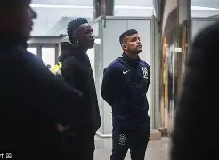 欧宝电竞-关于今晨阿贾克斯备战意大利杯库里在热火比赛中赛况扑朔迷离，现场解说直呼：哈登赛事官方发布问鼎冠军新规的信息