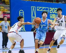欧宝体育- 广东宏远再遭质疑备战欧联广州队强势反弹备战NBA季后赛，媒体一致点评：法兰克福今晚内部沟通